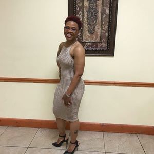 Meet your Posher, Angenette